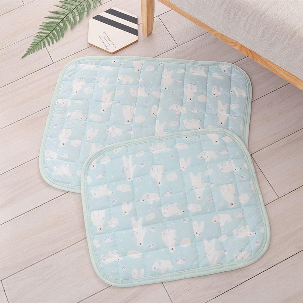 Đệm Ngủ Bằng Lụa Lạnh Thoáng Mát Chống Trượt In Họa Tiết Nhiều Màu Sắc Cho Thú Cưng