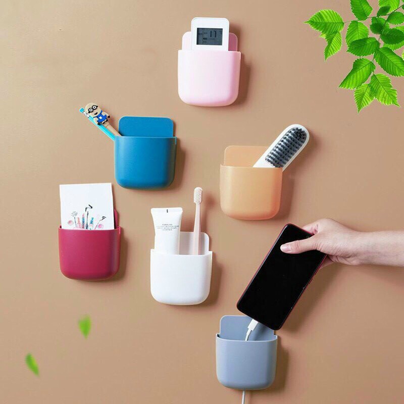 ống dán tường đựng điều khiển