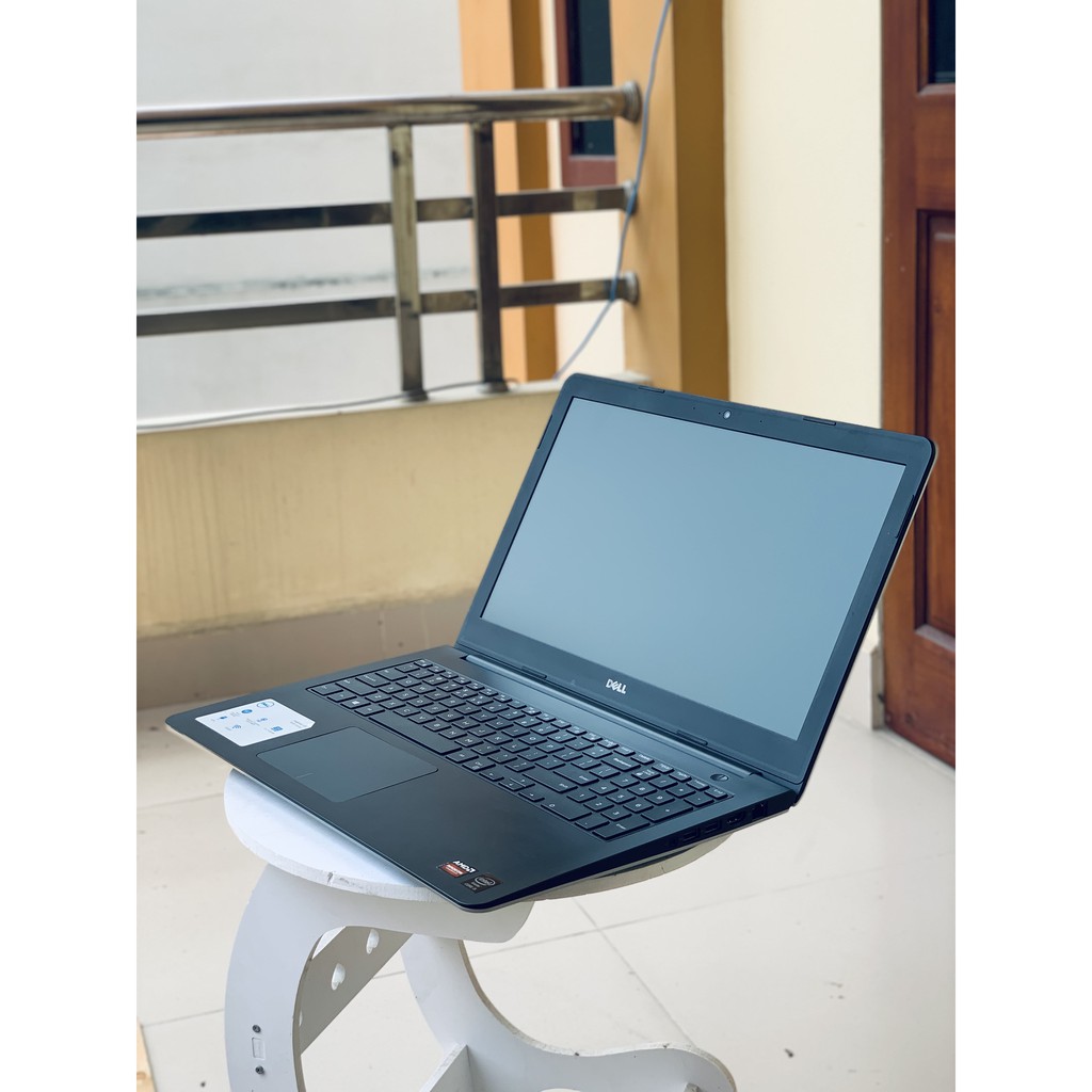 Laptop mỏng nhẹ DELL Inspiron N5547 15.6'' Core I5 2.40GHz 4G 120G SSD [màu bạc]