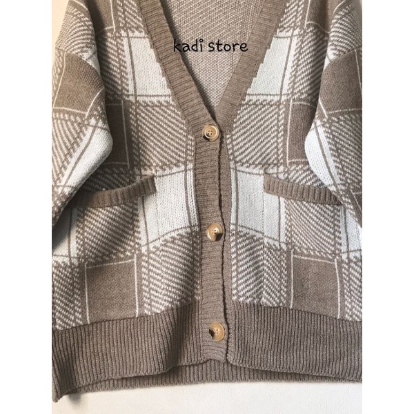Áo len cardigan from rộng tay dài cổ V họa tiết caro