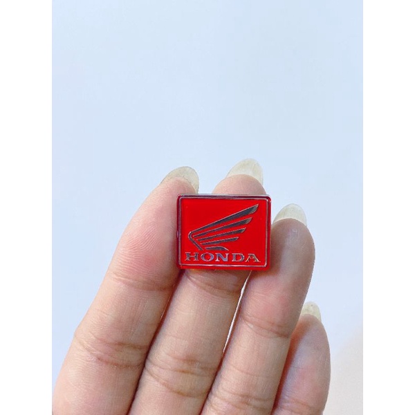 Tem logo cánh chim đỏ dán bợ cổ wave , mặt đồng hồ các dòng honda