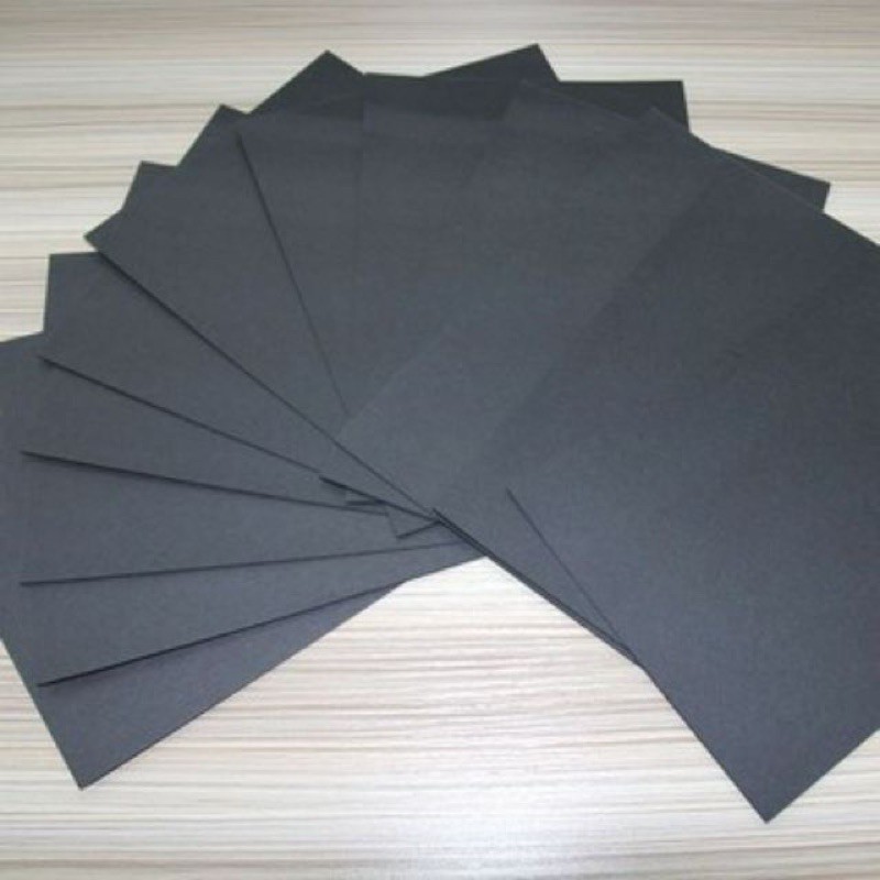 100 tờ giấy bìa màu đen A4 / DL 160 gms