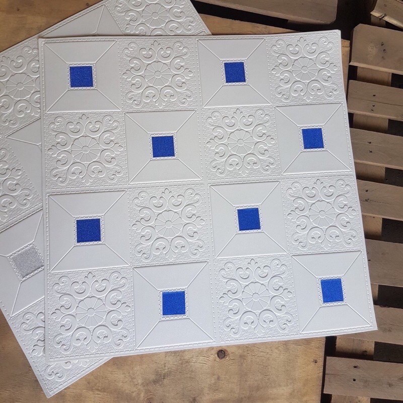 Xốp dán tường kèm sẵn keo kt 70x70x0,3cm | BigBuy360 - bigbuy360.vn