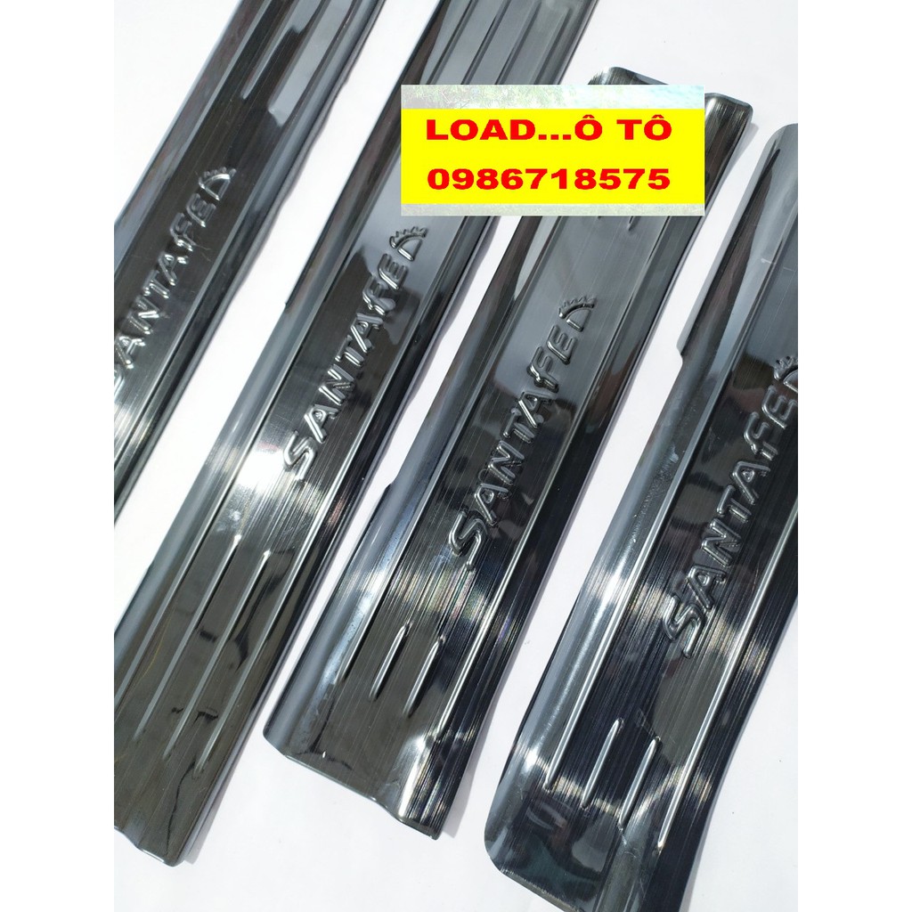 Ốp Bậc Cửa, Nẹp Bước Chân Xe Huyndai Santafe 2014-2018 Vân Titan Xước Cao Cấp