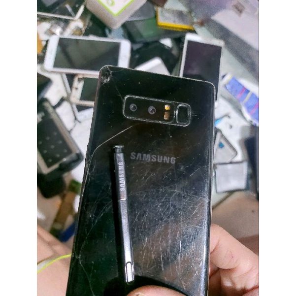 Cụm samsung Note 8 sống zin hư màn hình.