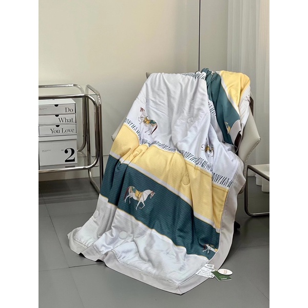 CHĂN HÈ TENCEL TƠ TẰM CAO CẤP KÍCH THƯỚC 2m*2,3m