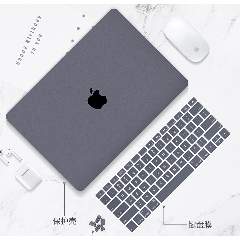 COMBO ỐP + PHỦ PHÍM MÀU GRAY CHO MACBOOK(Tặng Kèm Nút Chống Bụi + Bộ kẹp chống gãy sạc)