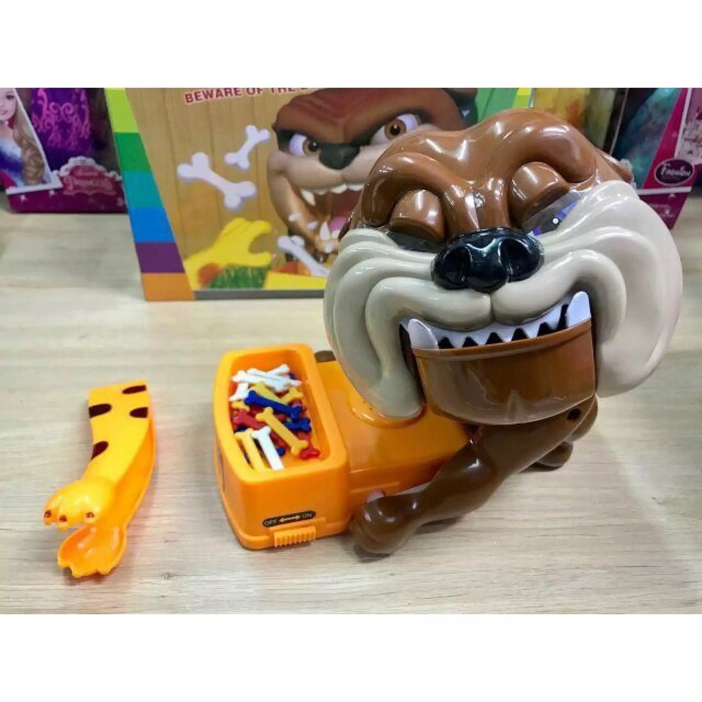 Trò Chơi Gắp Trộm Xương Chú Chó Bull Canh Xương thông minh