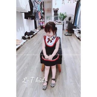 Váy tiểu thư cổ đúc cho bé gái
