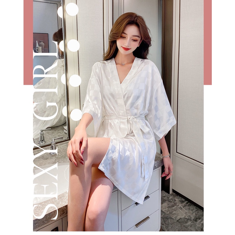 Áo Choàng Ngủ Kimono Bằng Lụa Lạnh Tay Lỡ Phong Cách Nhật Bản Mới Gợi Cảm Cho Nữ | BigBuy360 - bigbuy360.vn