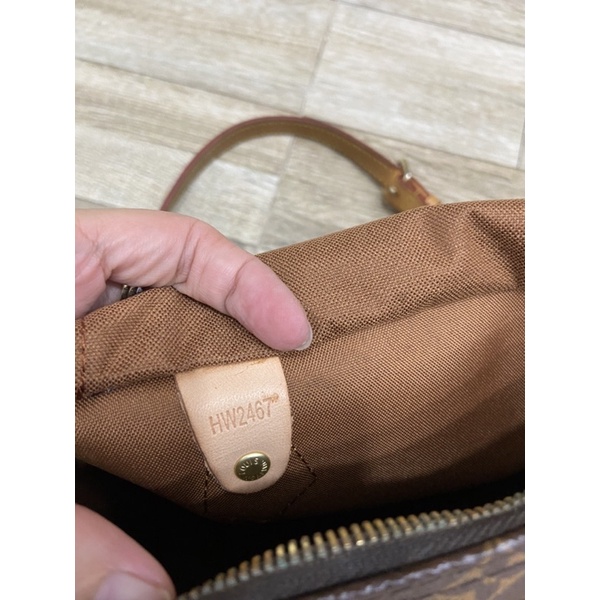 Túi si da thật LV trống