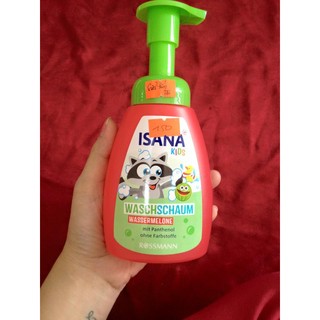 sữa tắm trẻ em isana Đức