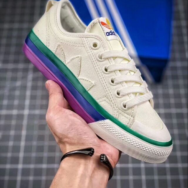 Giày adidas Nizza