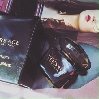 Nước hoa mini Versace Crystal noir
