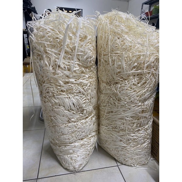 Giấy rơm giấy vụn lót hộp quà tặng màu trắng sữa bản 2-3mm - Giấy chống sốc lót hộp quà