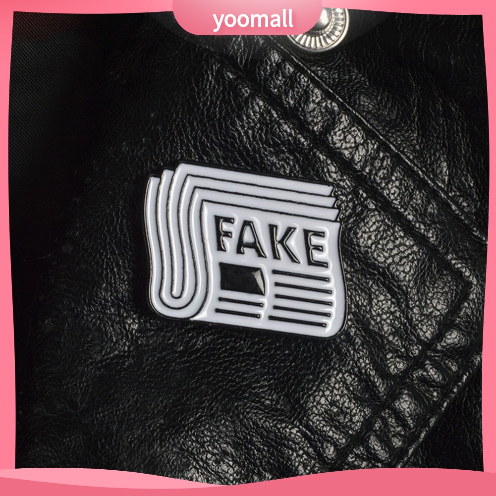 Ghim cài áo kim loại họa tiết tờ báo Fake độc đáo và tiện lợi