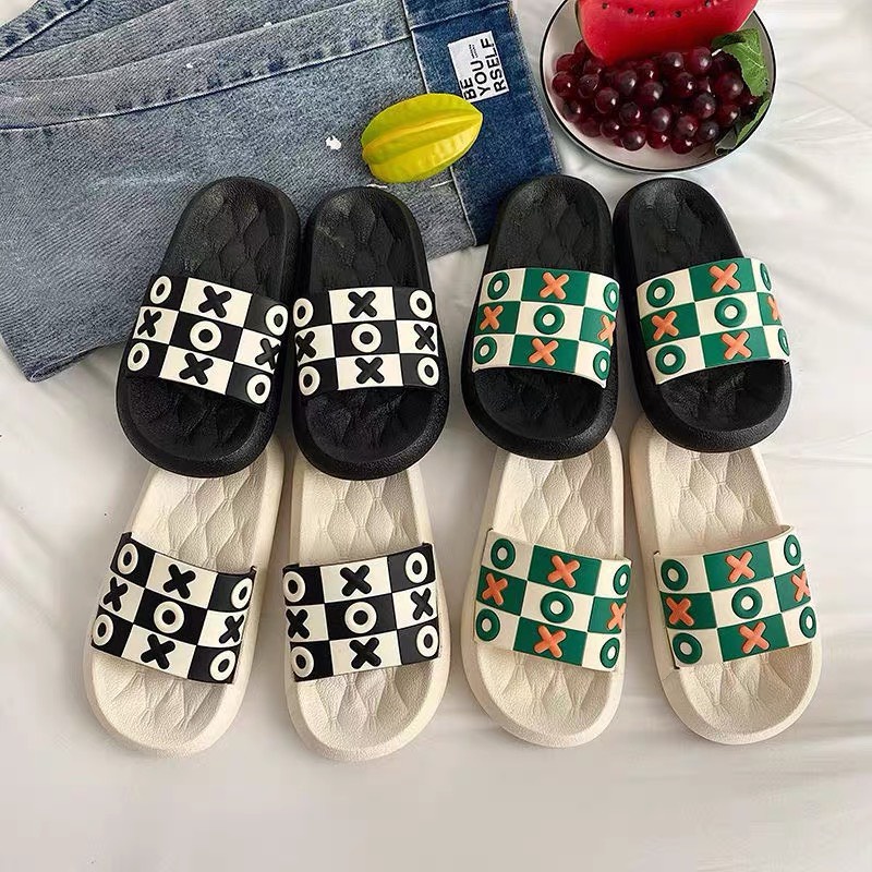 Dép bánh mình thời trang hình bàn cờ dễ thương 2023