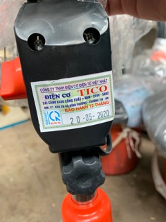Quạt cây đứng TICO B400