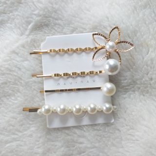 Sét kẹp tóc 4 chi tiết