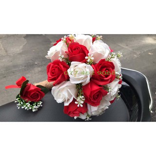 hoa cầm tay cô dâu 107( đỏ tươi+ kem lợt)