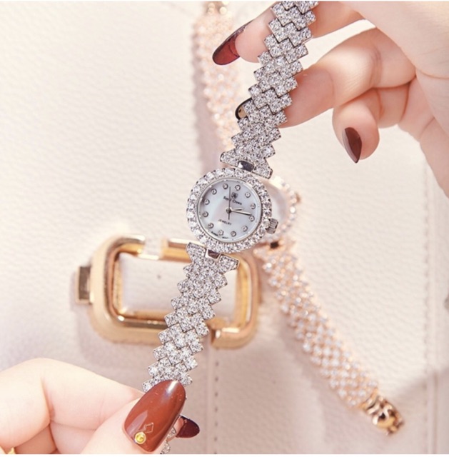 Đồng Hồ Nữ Chính Hãng Royal Crown 6305L-J