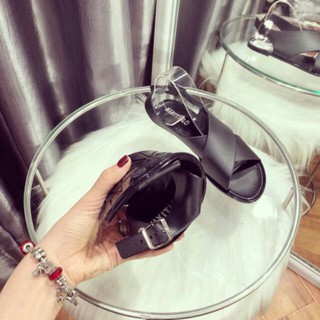 Dép sandal nhựa đi mưa