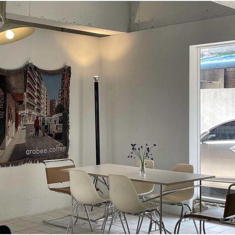 Ghế tựa lưng Eames chair acrylic phong cách Hàn Quốc nhiều màu