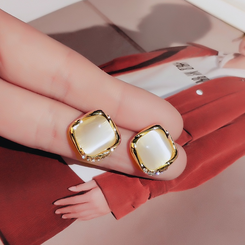 Bông Tai Mạ Vàng 18K Đính Đá Opal Hình Vuông Phong Cách Retro Cho Nữ