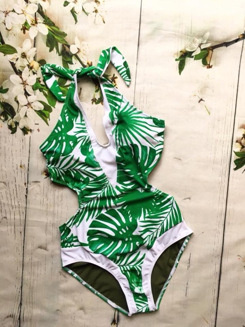 Bikini bộ bơi cut out xanh lá dễ thương
