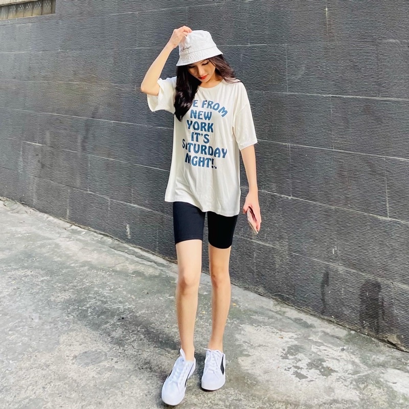 Áo thun nữ form rộng chất thun lụa chữ xanh phối quần biker hoặc giấu quần vnxk