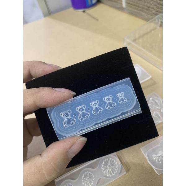 Khuôn đúc silicon làm nail hình nơ, gấu, hoa và các loại trang trí móng.
