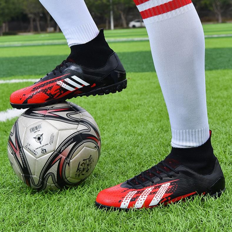 - TF SOCCER SHOES Mới Nhất Giày bóng đá sân cỏ nhân tạo Predator Giày Đá Banh Futsal Giày đá bóng cao cấp cho nam >