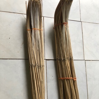 Cần câu cá bằng tre có sẵn lưỡi câu (combo 10 cần)