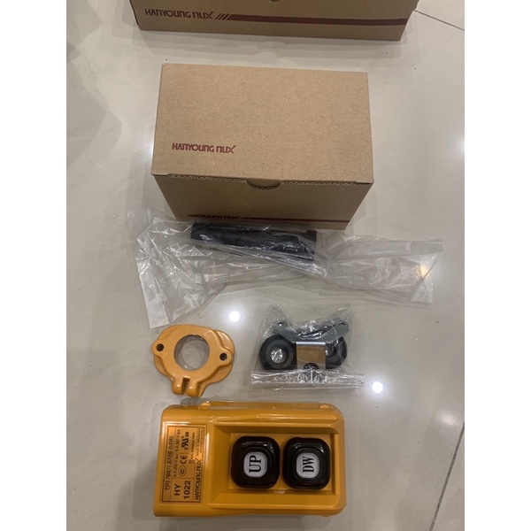 [Công tắc] Công tắc cần cẩu lên xuống 1022B (Hoist Switch)