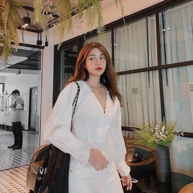 Áo trắng vintage