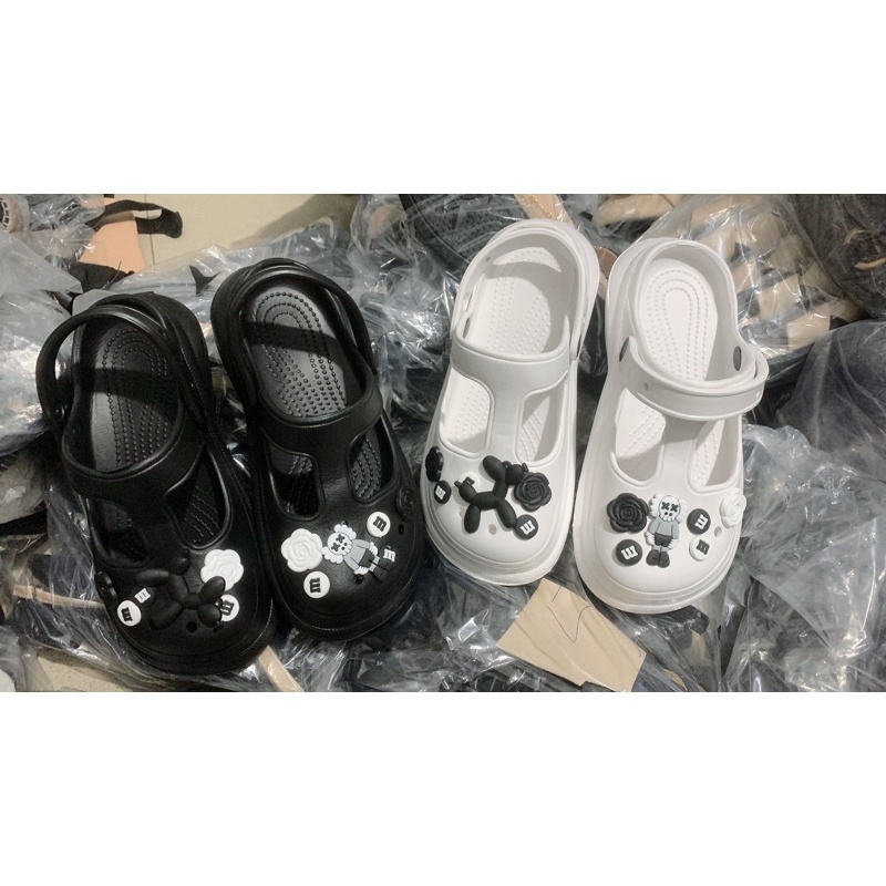 Giày RỌ gấu bearbrick (kèm video hàng thật)