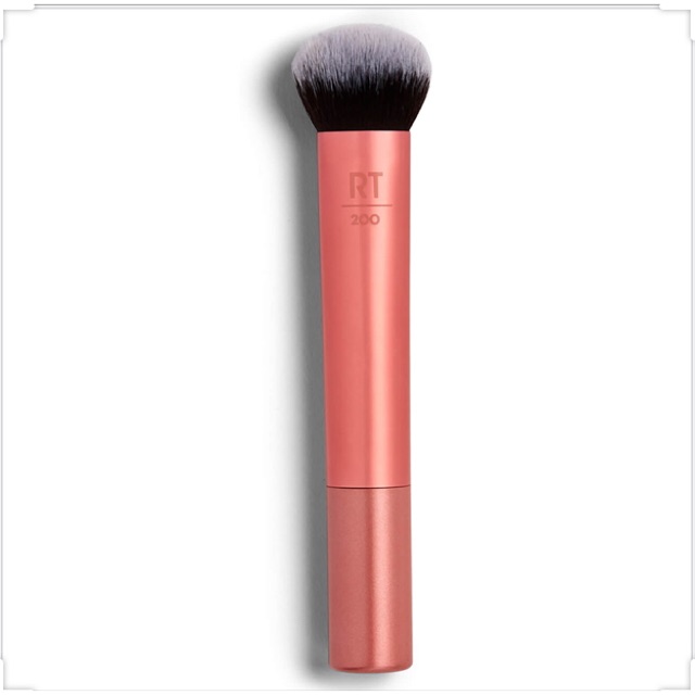 Cọ nền dupe Real Techniques Expert Face Brush bản 2019