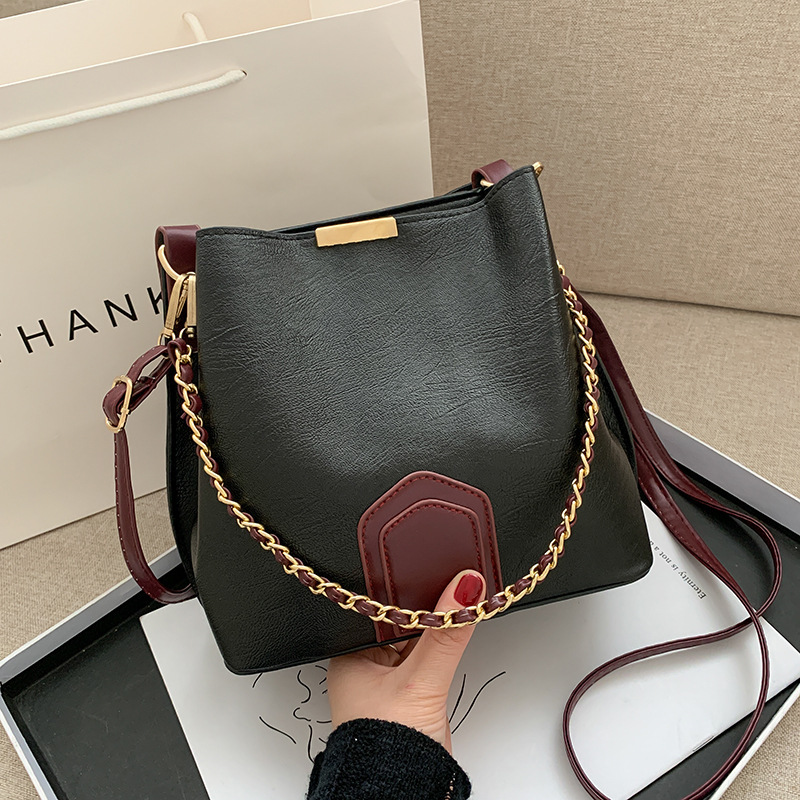 Túi đeo chéo JASMIN NOIR bằng da PU phối dây xích thời trang cho nữ