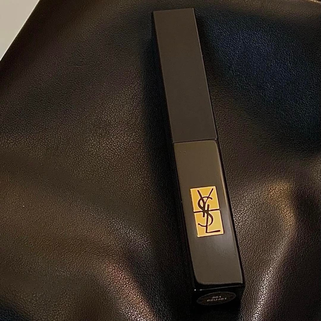 Son Thỏi YSL The Slim Velvet Radical  Màu 301