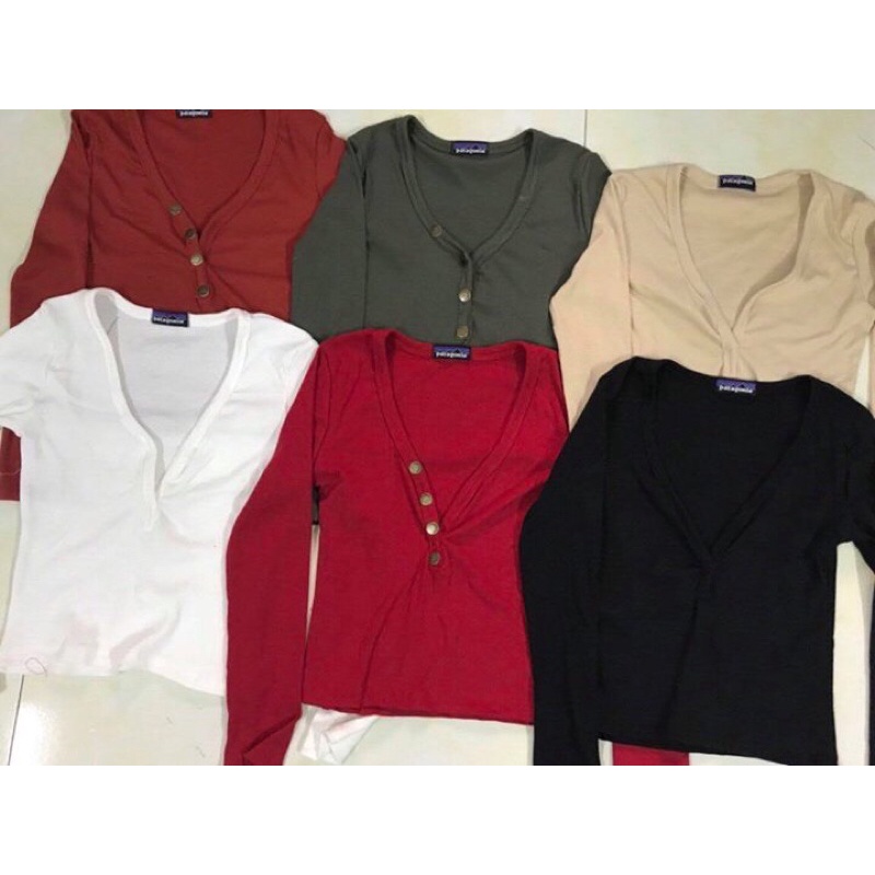 Áo tay dài nút cổ