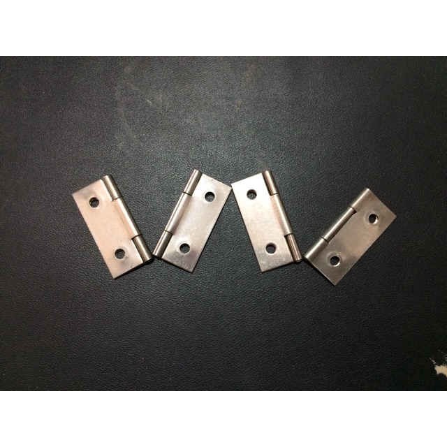 2 chiếc bản lề lá inox các số