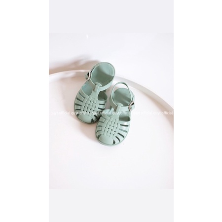 [Có sẵn] Sandal nhựa mềm mịn cho bé trai và bé gái tiệm nhà Quýt