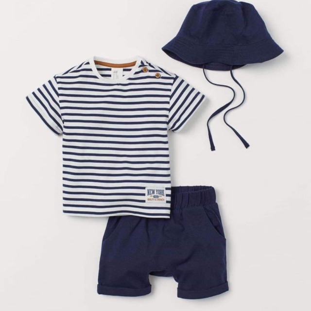 Set bộ kẻ có mũ