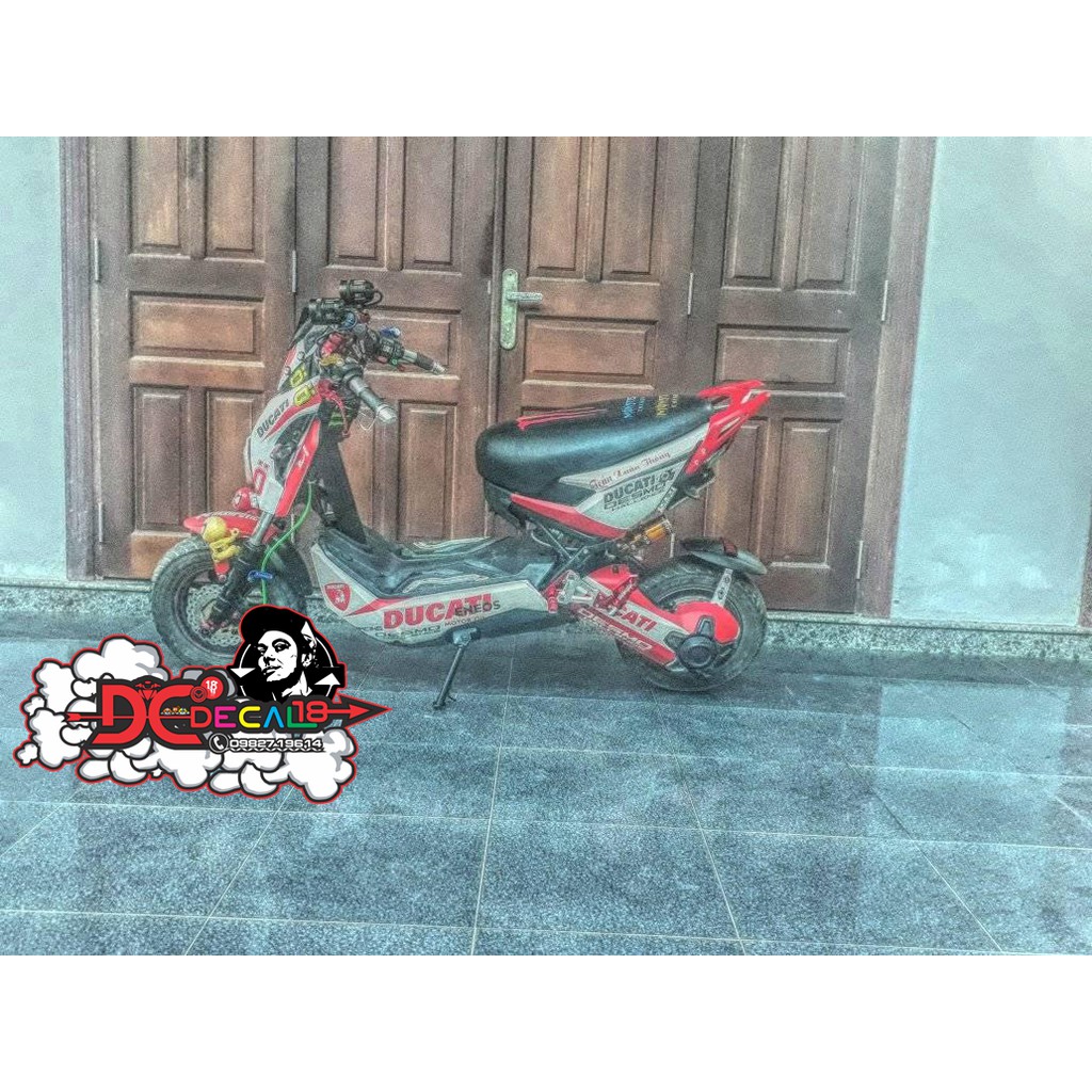 tem trùm xe xmen ducati đỏ trắng