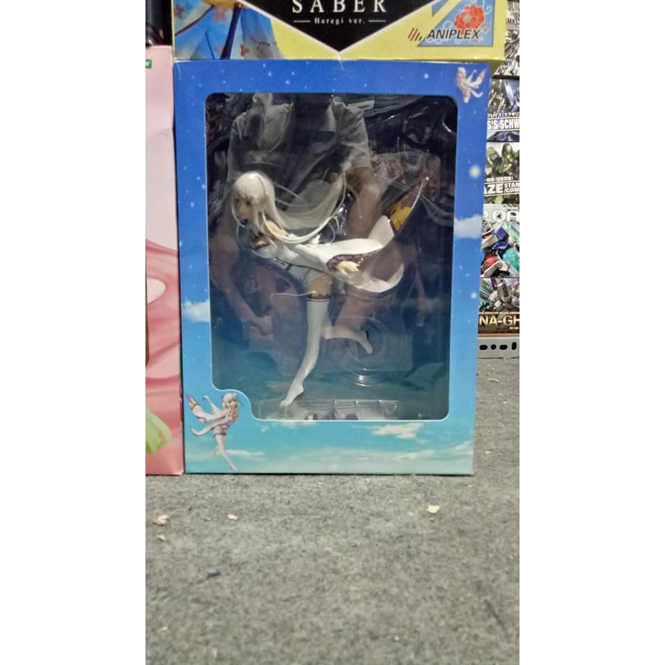 MÔ HÌNH PVC FLYING EMILIA