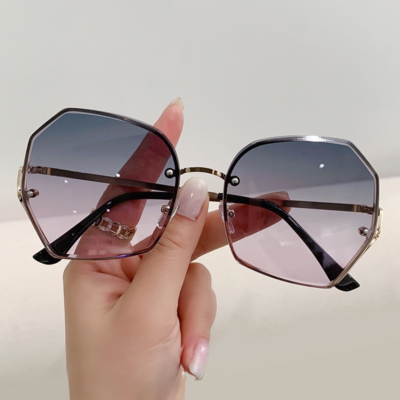 Kính Mát Tròng Lục Giác Gọng Kim Loại