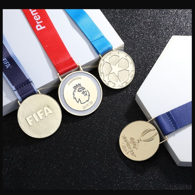 Huy chương bóng đá Cúp C1, Ngoại Hạng làm bộ sưu tập đá bóng hay làm giải thưởng cho các giải bóng đá phong trào