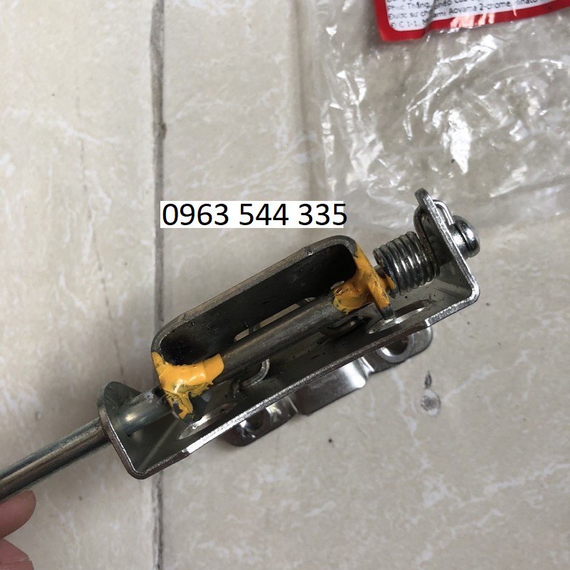 Bộ chốt khoá yên xe honda Dream hàng chính hãng cực kì chắc chắn