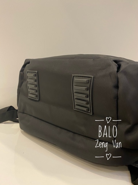 Balo laptop Saint Eagle jack tai nghe 17inch