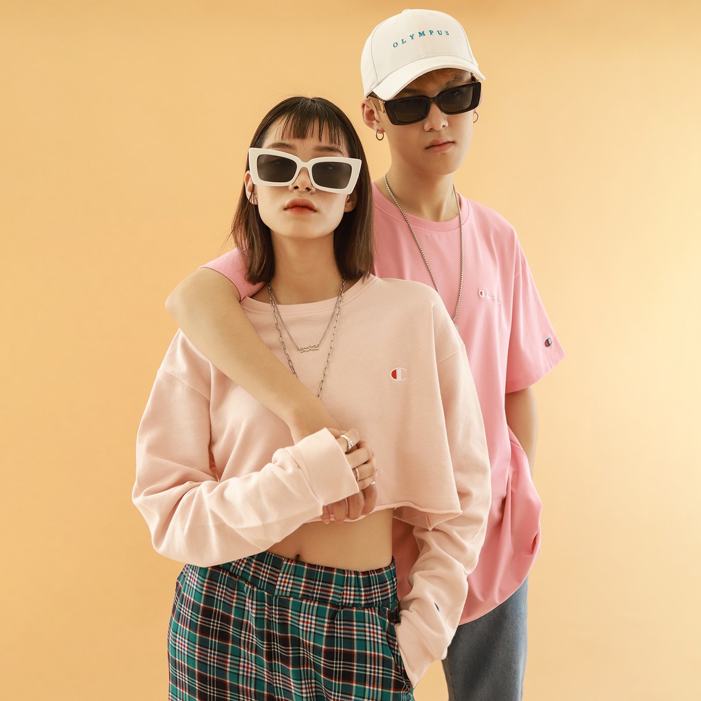 Áo Croptop Tay Dài Nữ Thêu Chữ Champion Form Đẹp-Đường Thêu Tỉ Mỉ-Chất Vải Nỉ Da Cá Thoải Mái-Màu Hồng Nhạt Dễ Phối Đồ